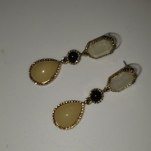 Drop earrings